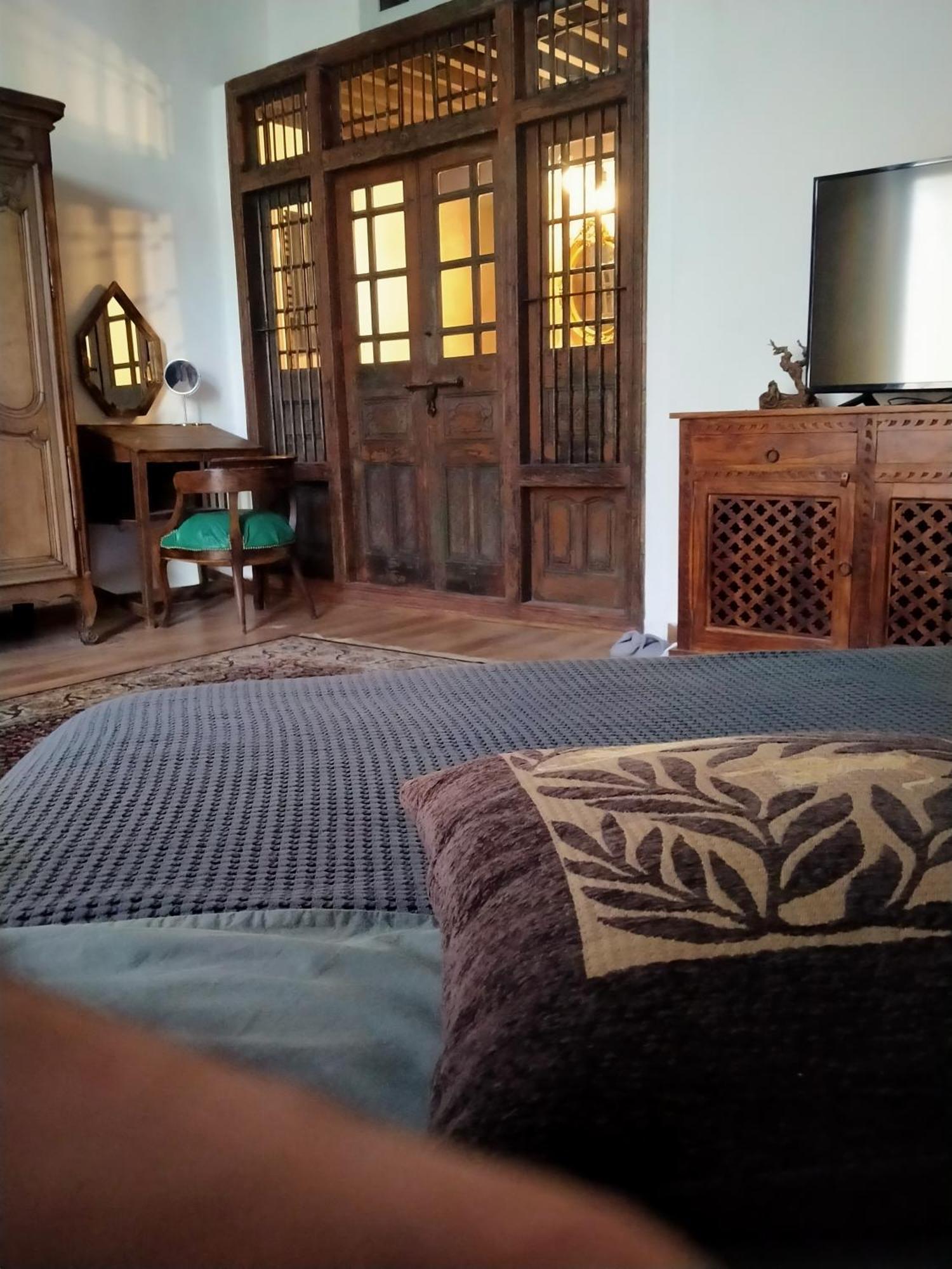 Chambres D'Hotes L'Atrium オランジュ エクステリア 写真